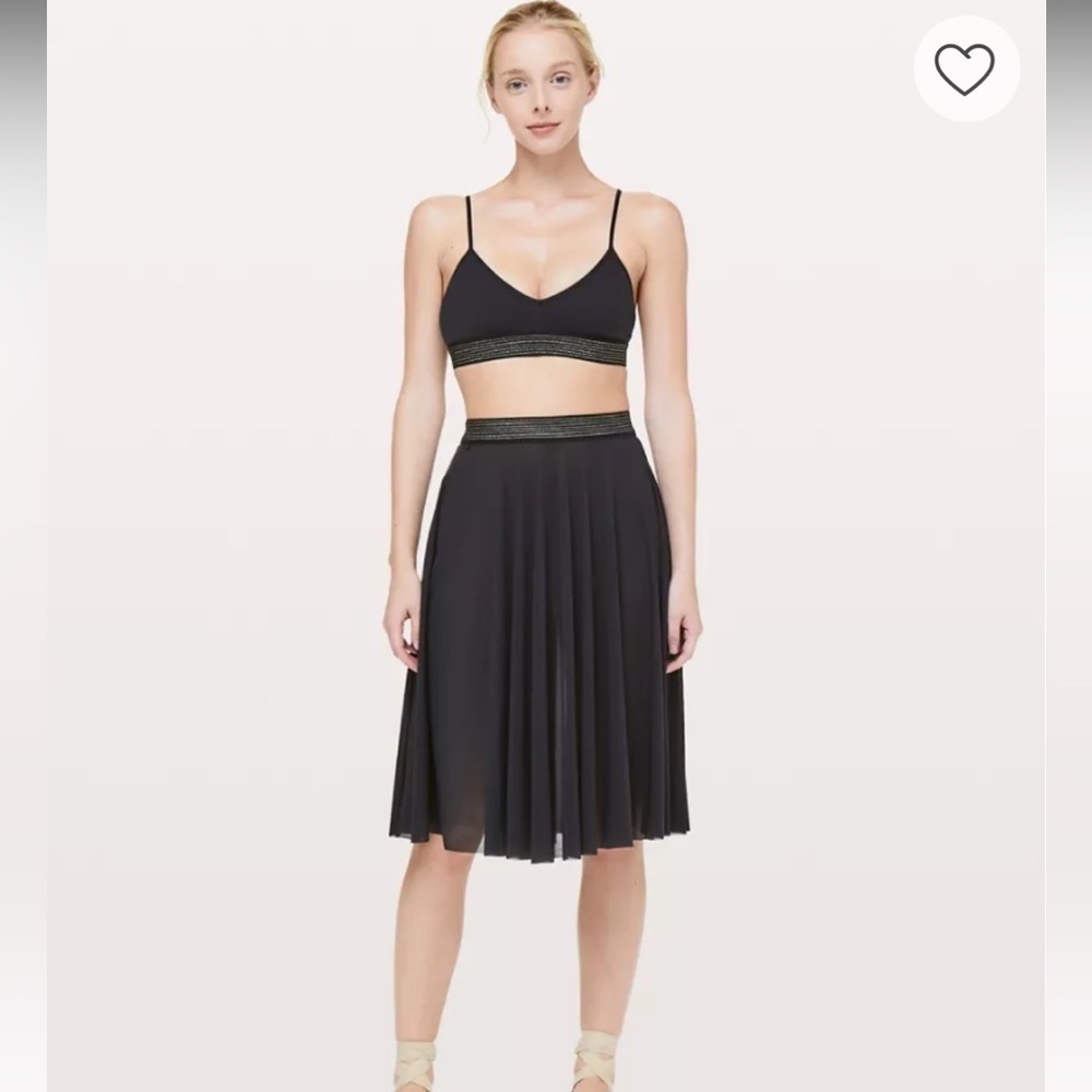 Lululemon Athletica Principal Dancer Black Pleated Midi Skirt A-Line Size 2